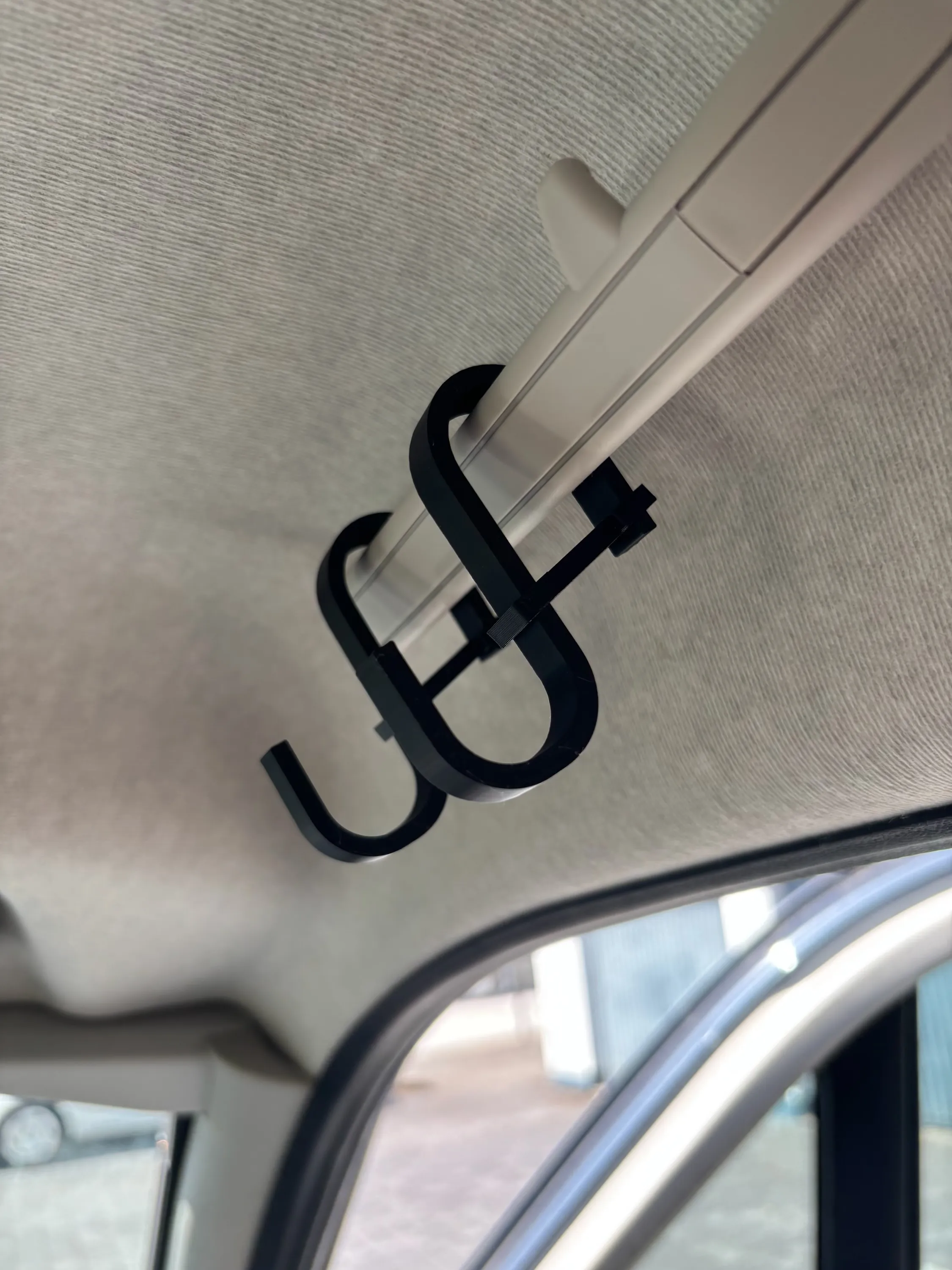 Camping Organisation Detail – Haltegriff mit Haken